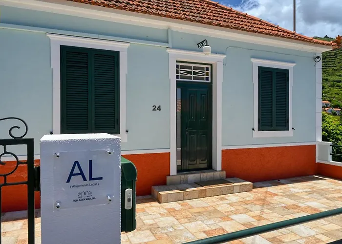 Santa Madalena, A In Madeira * Arco da Calheta (Madeira)